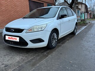 2010 Ford Focus II Рестайлинг, белый, 560000 рублей, вид 1