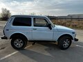 2002 Lada (ВАЗ) 2121 (4x4) I Рестайлинг, белый, 360000 рублей - вид 8