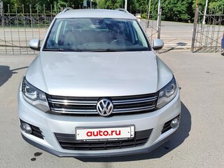 2013 Volkswagen Tiguan I Рестайлинг, серебристый, 1750000 рублей, вид 2