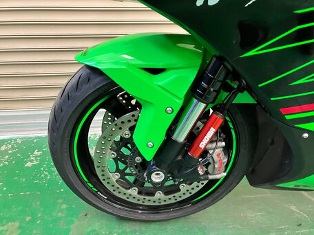 2023 Kawasaki ZX-10R Ninja, зелёный, 1900000 рублей, вид 5