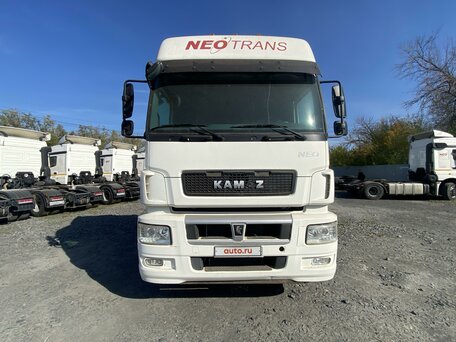 2020 КамАЗ 5490 NEO, белый, 2950000 рублей, вид 2