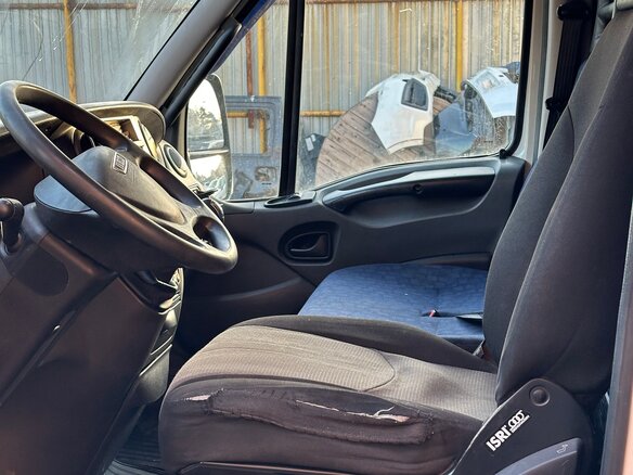 2013 Iveco Daily, белый, 2350000 рублей - вид 15