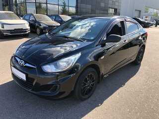 2013 Hyundai Solaris I, чёрный, 610000 рублей, вид 1