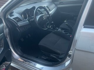 2010 Mitsubishi Lancer X, серебристый, 660000 рублей, вид 4