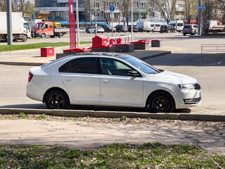 2019 Skoda Rapid I Рестайлинг, белый, 1029000 рублей, вид 5