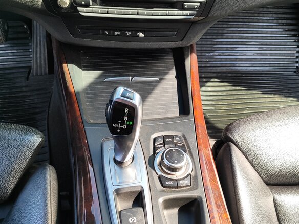 2010 BMW X5 30d II (E70) Рестайлинг, чёрный, 2449999 рублей - вид 15