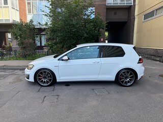 2014 Volkswagen Golf GTI VII, белый, 2200000 рублей, вид 2