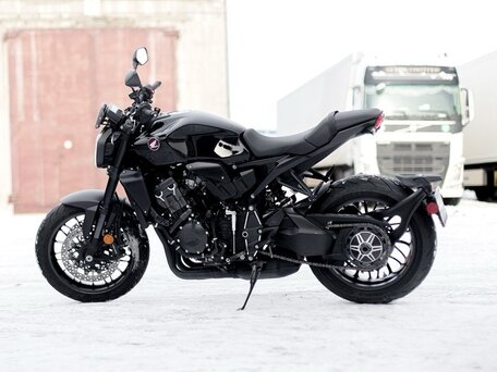 2021 Honda CB 1000R, чёрный, 1650000 рублей, вид 1