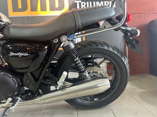 2016 Triumph Street Twin, чёрный, 730000 рублей, вид 5