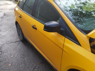 2015 Ford Focus III Рестайлинг, жёлтый, 435000 рублей, вид 4