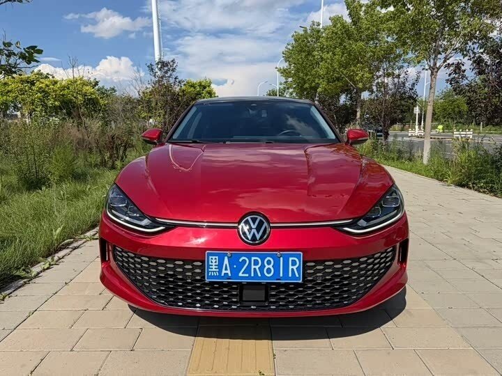 Открыть фотографии: Volkswagen Lamando II