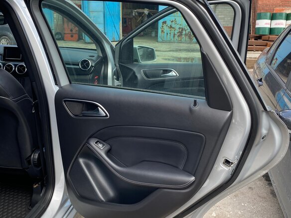 2012 Mercedes-Benz B-Класс 180 II (W246), серебристый, 1350000 рублей - вид 13