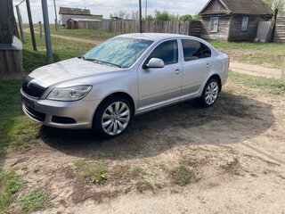 2012 Skoda Octavia II (A5) Рестайлинг, серебристый, 900000 рублей, вид 1