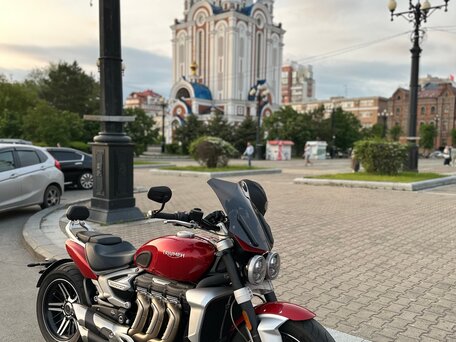 2020 Triumph Rocket 3, красный, 1900000 рублей, вид 5