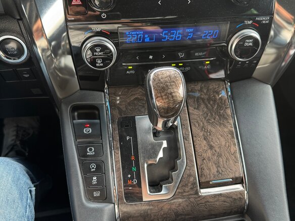 2019 Toyota Alphard III Рестайлинг, чёрный, 4500000 рублей - вид 19