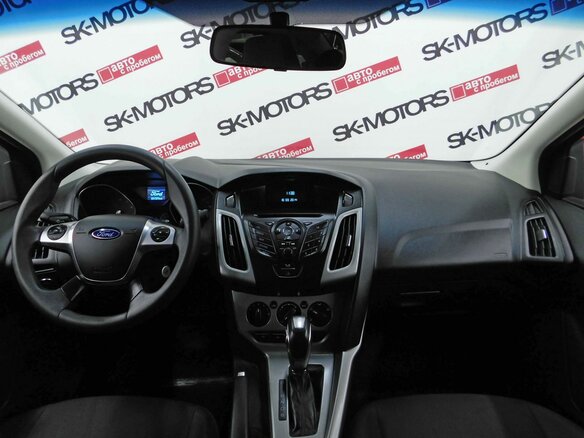 2014 Ford Focus III, красный, 1100000 рублей - вид 6