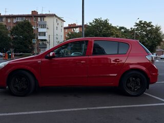 2008 Opel Astra H Рестайлинг, красный, 475000 рублей, вид 2