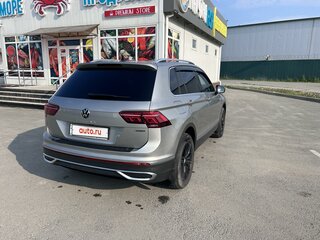 2021 Volkswagen Tiguan II Рестайлинг, серый, 2900000 рублей, вид 3
