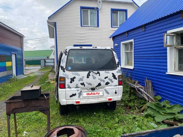 1990 Mitsubishi Delica III, голубой, 315000 рублей - вид 1