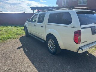 2012 Nissan Navara (Frontier) III (D40) Рестайлинг, белый, 1500000 рублей, вид 5