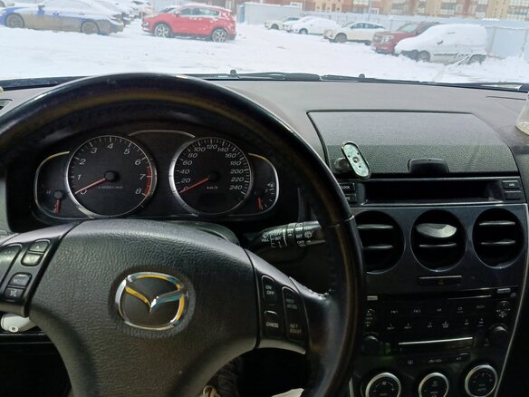 2006 Mazda 6 I (GG) Рестайлинг, фиолетовый, 550000 рублей - вид 3