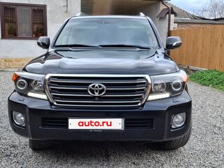 2015 Toyota Land Cruiser 200 Series Рестайлинг 1, чёрный, 5900000 рублей, вид 4