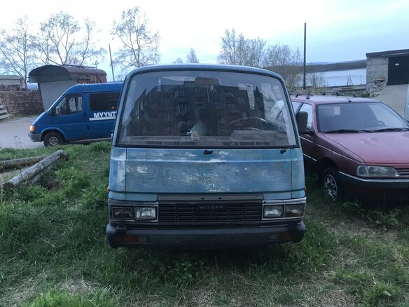 1986 Nissan Urvan, голубой, 85000 рублей - вид 2