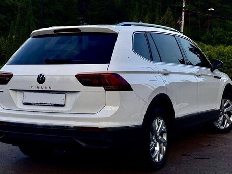 2022 Volkswagen Tiguan II Рестайлинг, белый, 2700000 рублей, вид 4
