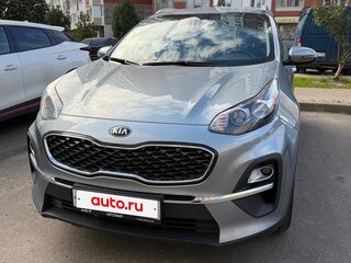 2022 Kia Sportage IV Рестайлинг, серебристый, 2950000 рублей, вид 1