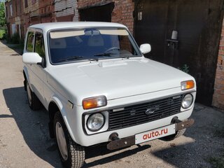 2011 Lada (ВАЗ) 2121 (4x4) I Рестайлинг, белый, 2000000 рублей, вид 2