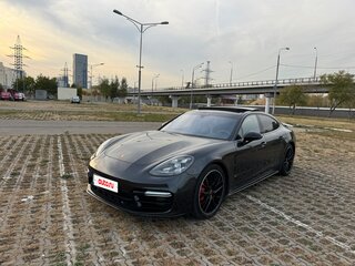 2017 Porsche Panamera Turbo II, серый, 10000000 рублей, вид 2