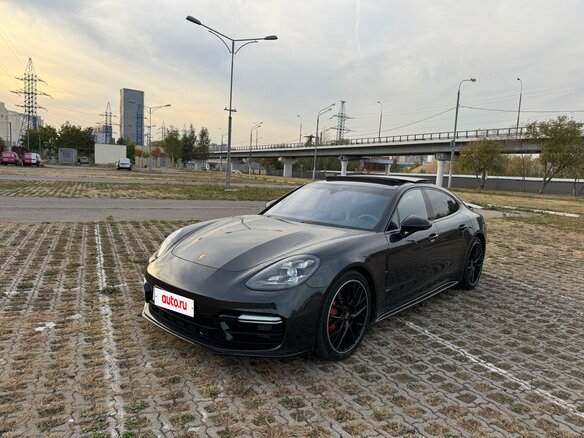 2017 Porsche Panamera Turbo II, серый, 10000000 рублей - вид 1