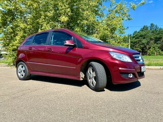 2010 Mercedes-Benz B-Класс 200 I (W245) Рестайлинг, красный, 1250000 рублей, вид 2