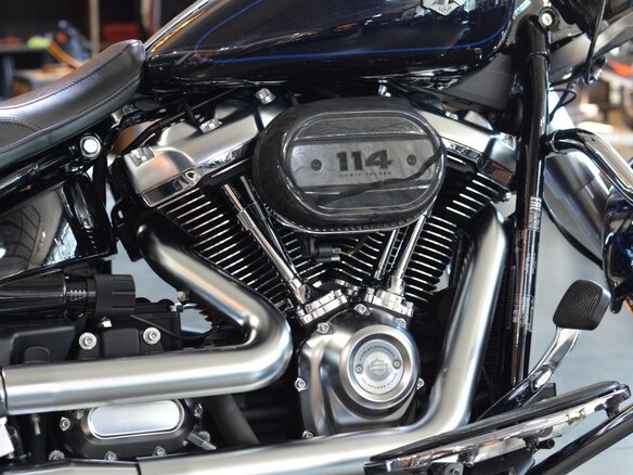 2019 Harley-Davidson Fat Boy, синий, 2550000 рублей - вид 1