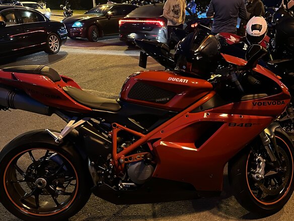 2009 Ducati 848, красный, 680000 рублей - вид 5