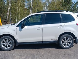 2017 Subaru Forester IV Рестайлинг 2, белый, 2369000 рублей, вид 3