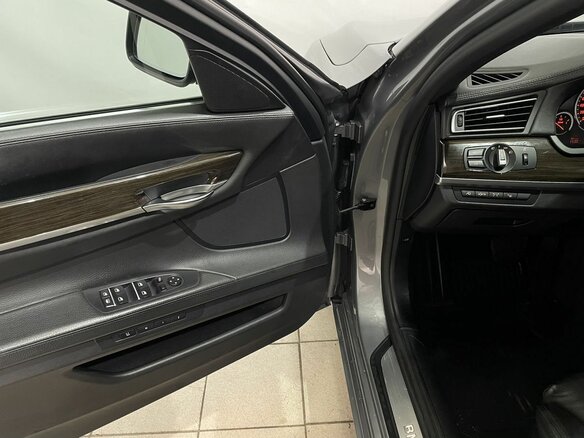2008 BMW 7 серии 730d V (F01/F02/F04), серый, 1900000 рублей - вид 16