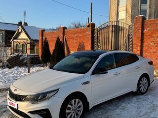 2018 Kia Optima IV Рестайлинг, белый, 1500000 рублей, вид 4