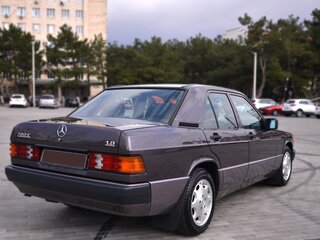 1991 Mercedes-Benz 190 (W201), фиолетовый, 1000000 рублей, вид 4