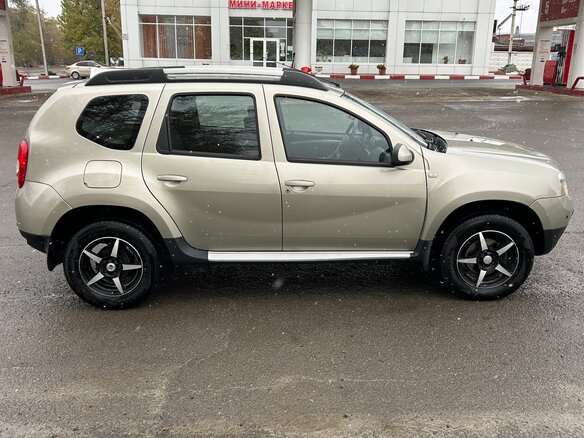 2015 Renault Duster I, бежевый, 950000 рублей - вид 3
