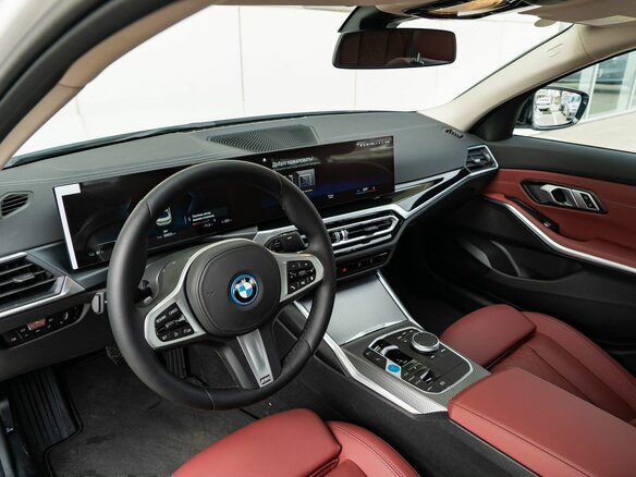 2023 BMW i3 40L I (G28), белый, 5490000 рублей - вид 2