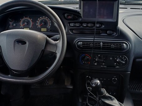 2023 Lada (ВАЗ) Niva Travel I, чёрный, 1050000 рублей, вид 5