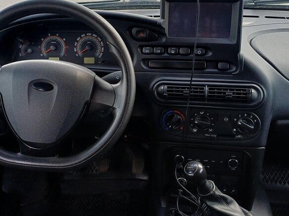 2023 Lada (ВАЗ) Niva Travel I, чёрный, 1050000 рублей - вид 4