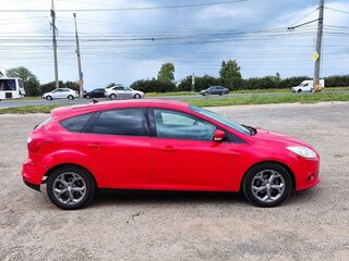2012 Ford Focus III, красный, 750000 рублей, вид 3