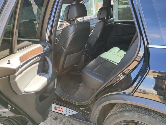 2010 BMW X5 30d II (E70) Рестайлинг, чёрный, 2449999 рублей - вид 9