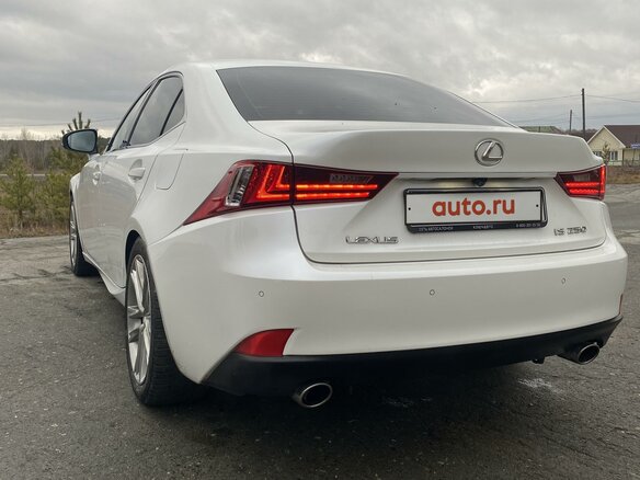 2014 Lexus IS 250 III, белый, 2500000 рублей - вид 3