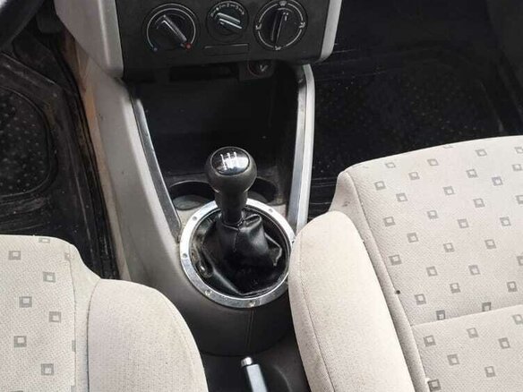 2005 Volkswagen Pointer, серый, 90000 рублей - вид 7