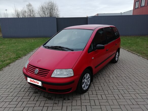 2000 Volkswagen Sharan I Рестайлинг, красный, 495000 рублей - вид 1