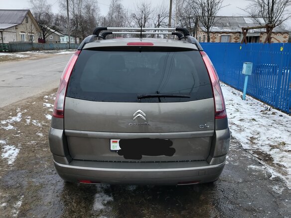 2010 Citroen C4 Picasso Grand I, коричневый, 850000 рублей - вид 2