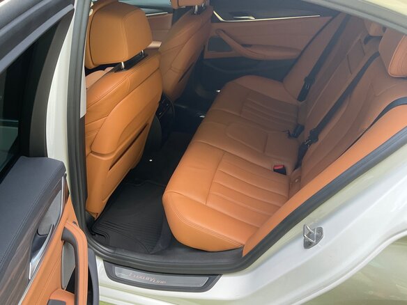 2018 BMW 5 серии 530i xDrive VII (G30/G31/G38), белый, 4490000 рублей - вид 12
